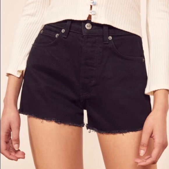 Reformation Pants - NWT Reformation Dixie High Rise Denim Shorts Raw Hem